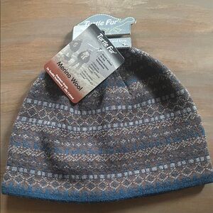 Turtle Fur Men's Merino Wool Beanie - Brown and Blue
